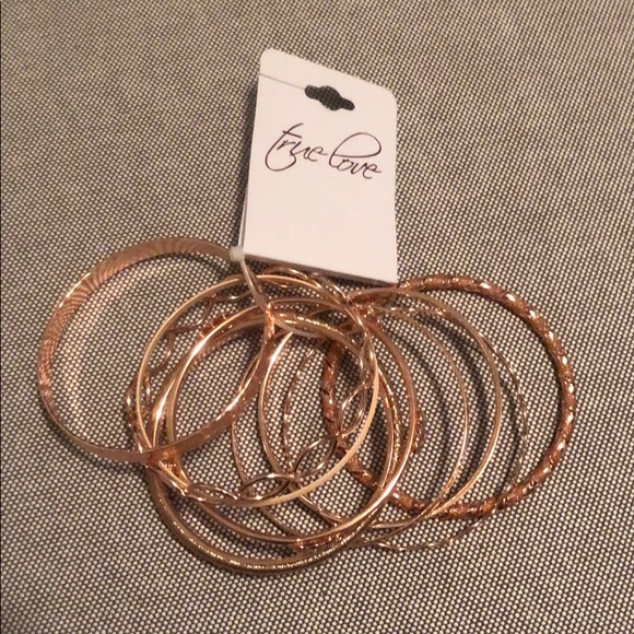 True Love Textured Bangle Bracelet Set - Picture 2 of 3